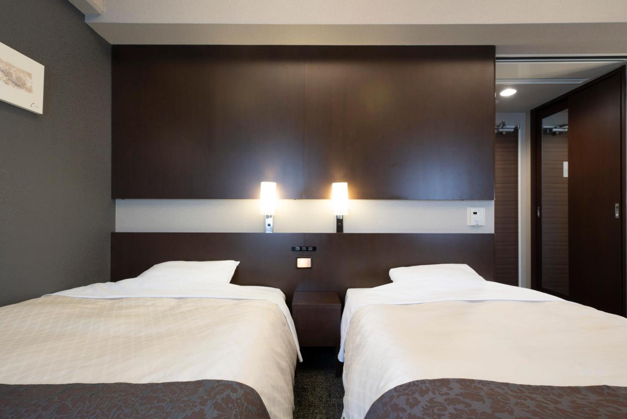 Hotel Binario Umeda Osaka Esterno foto