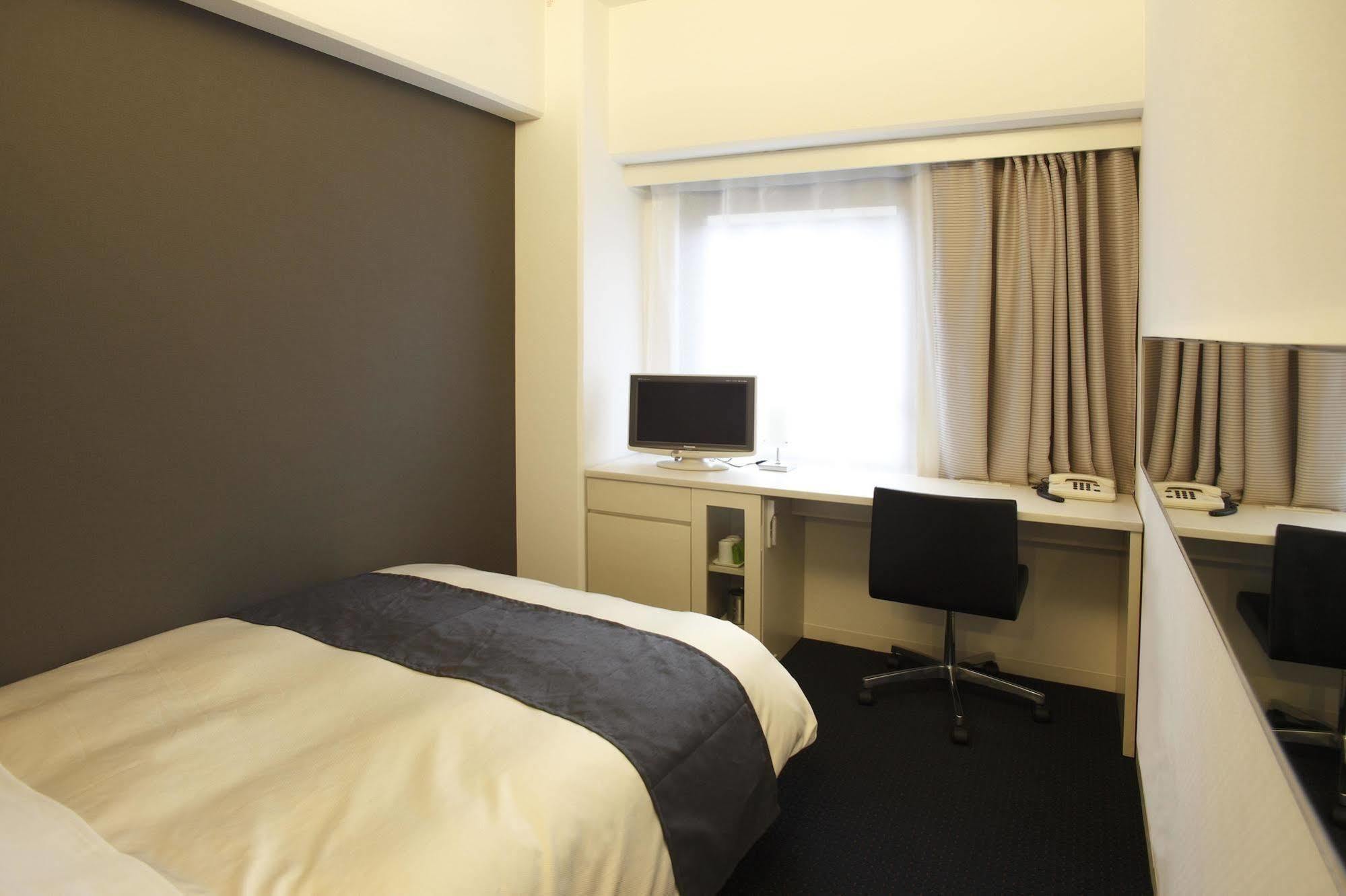 Hotel Binario Umeda Osaka Esterno foto