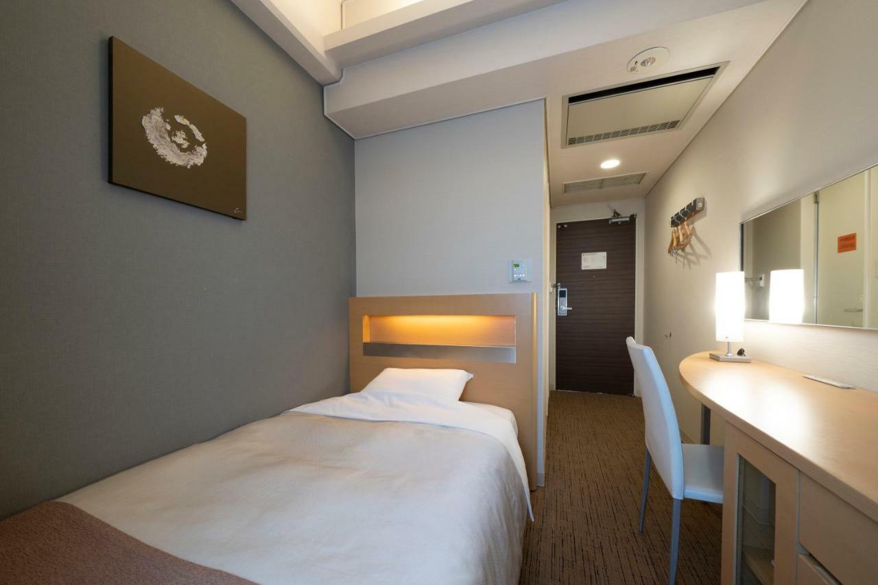 Hotel Binario Umeda Osaka Esterno foto